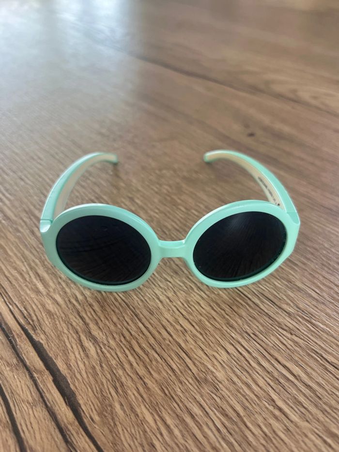 Lunette de soleil bébé