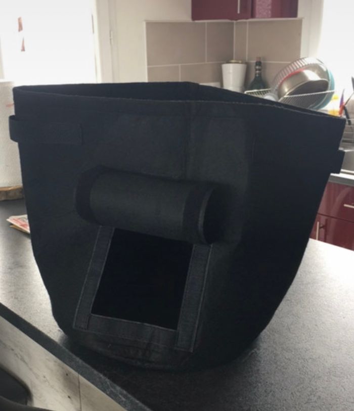 Panier noir - photo numéro 2