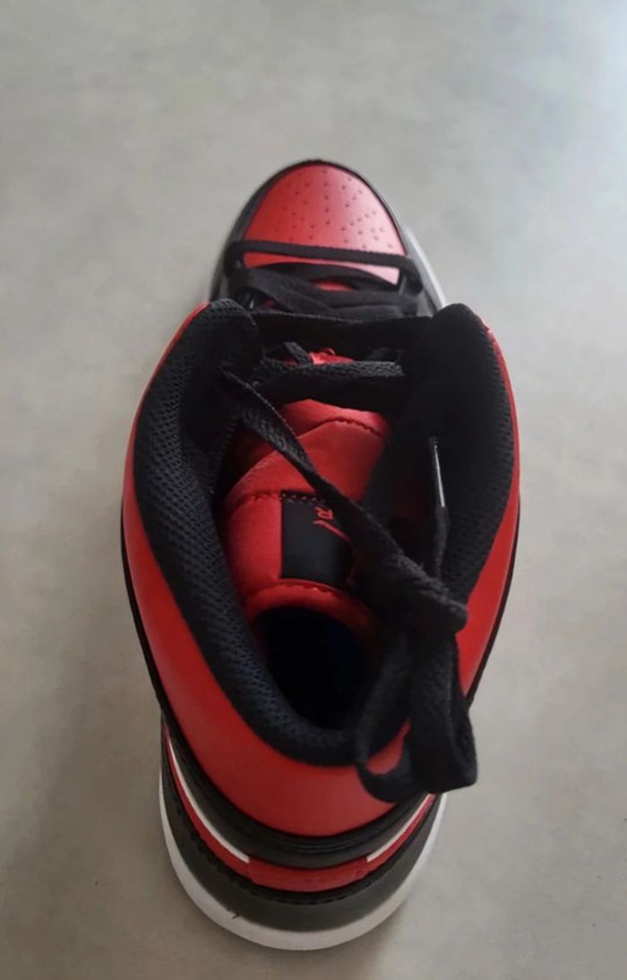 Air jordan 1 mid bred toe - photo numéro 5