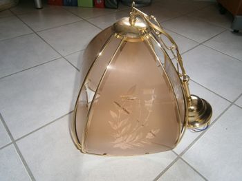 Lustre doré en verre fumé
