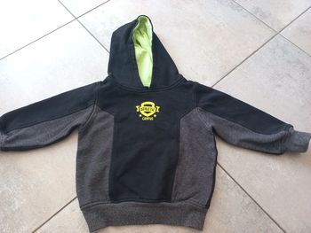 Sweat à capuche 3 ans