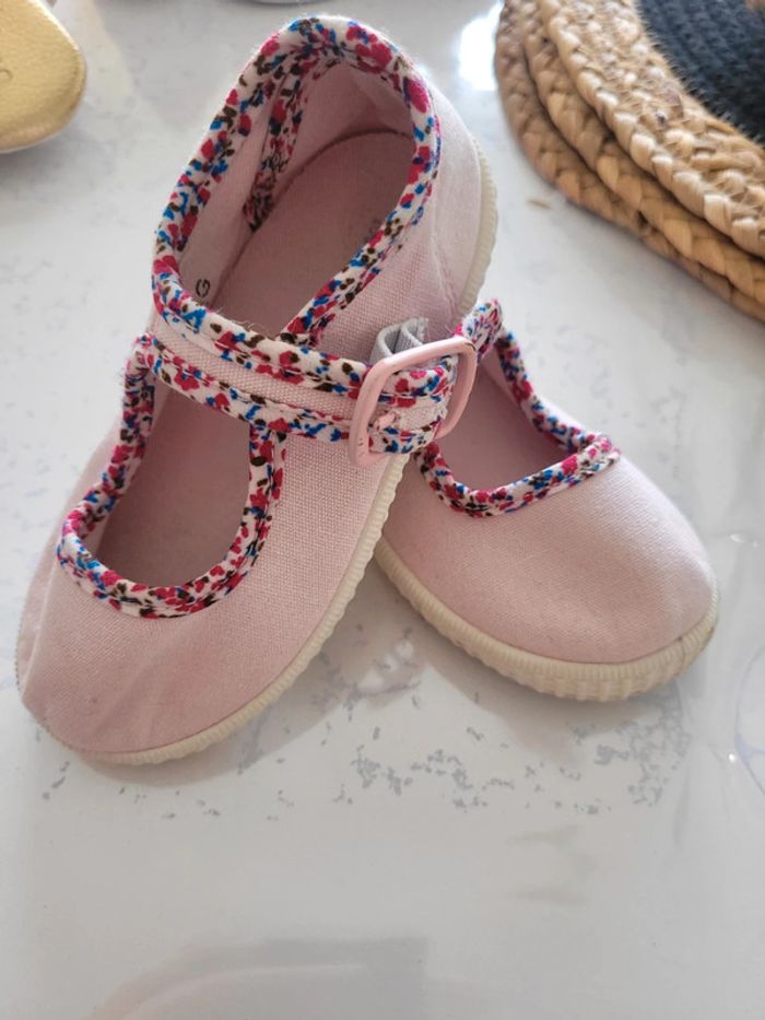 Chaussure d été MNG rose pointure 24 - photo numéro 2