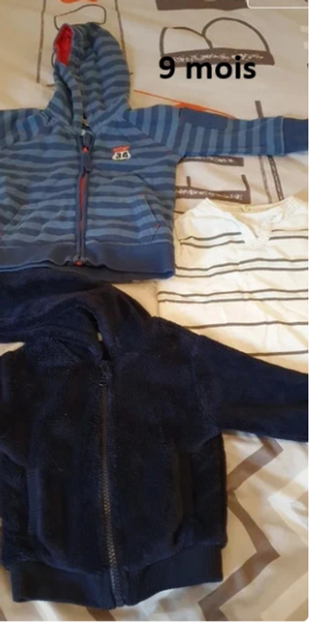 Lot de pulls 9 mois