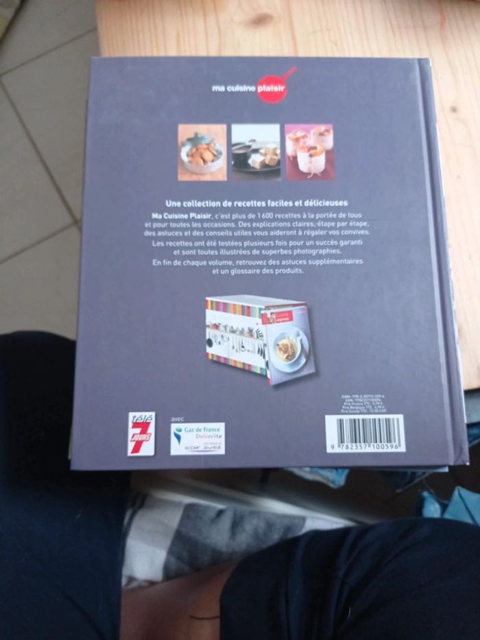 Livre petites pâtisseries - photo numéro 2
