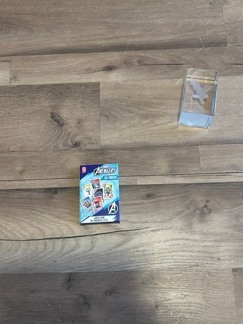 Je vend un jeu de carte 6 famille très bon état 