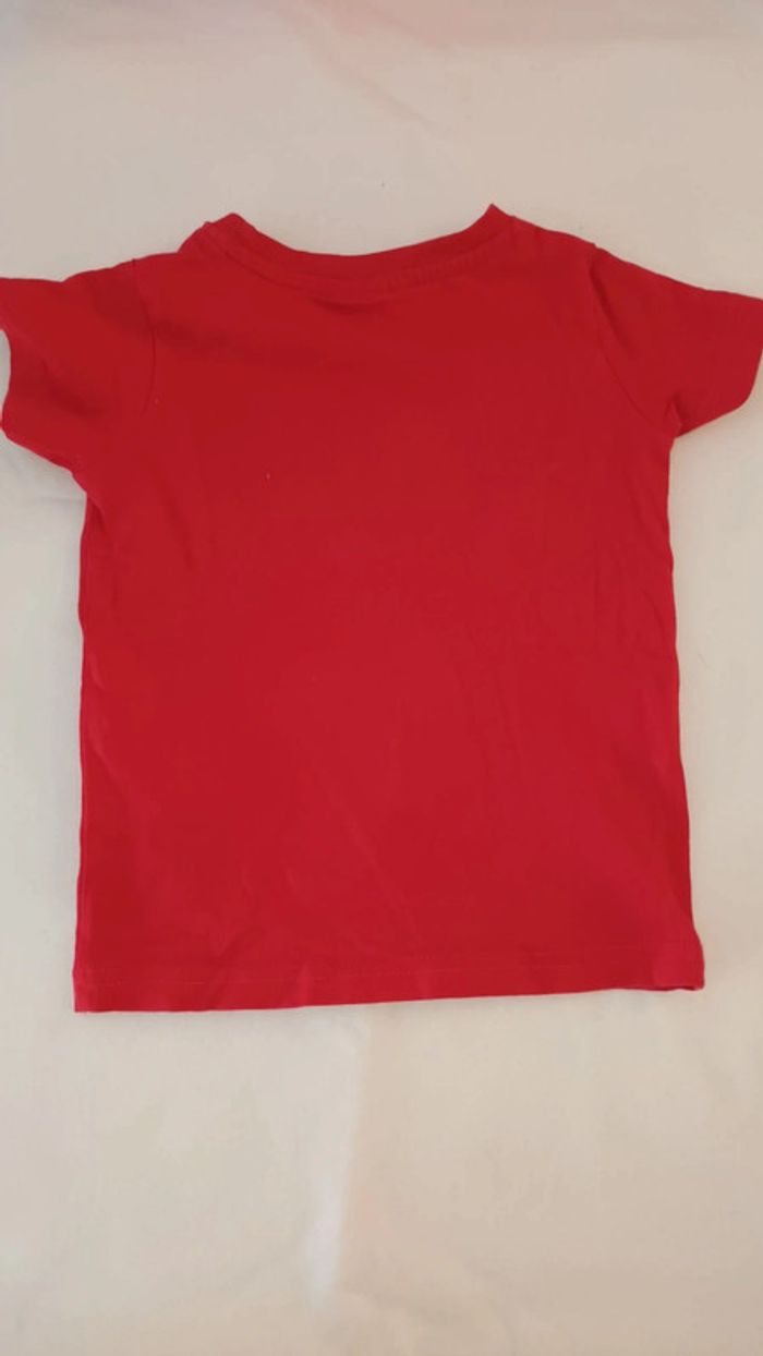 T-shirt rouge - photo numéro 4