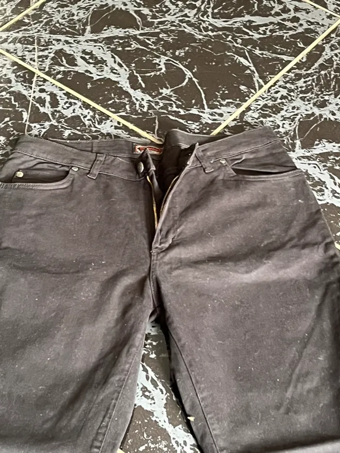 Jeans état neuf 48 chalengers - photo numéro 3
