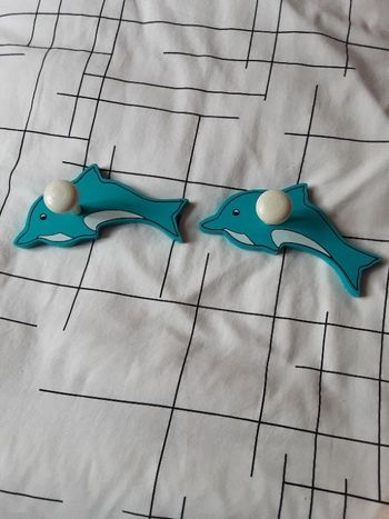Porté manteau dauphin. Neuf. Longueur 19cm