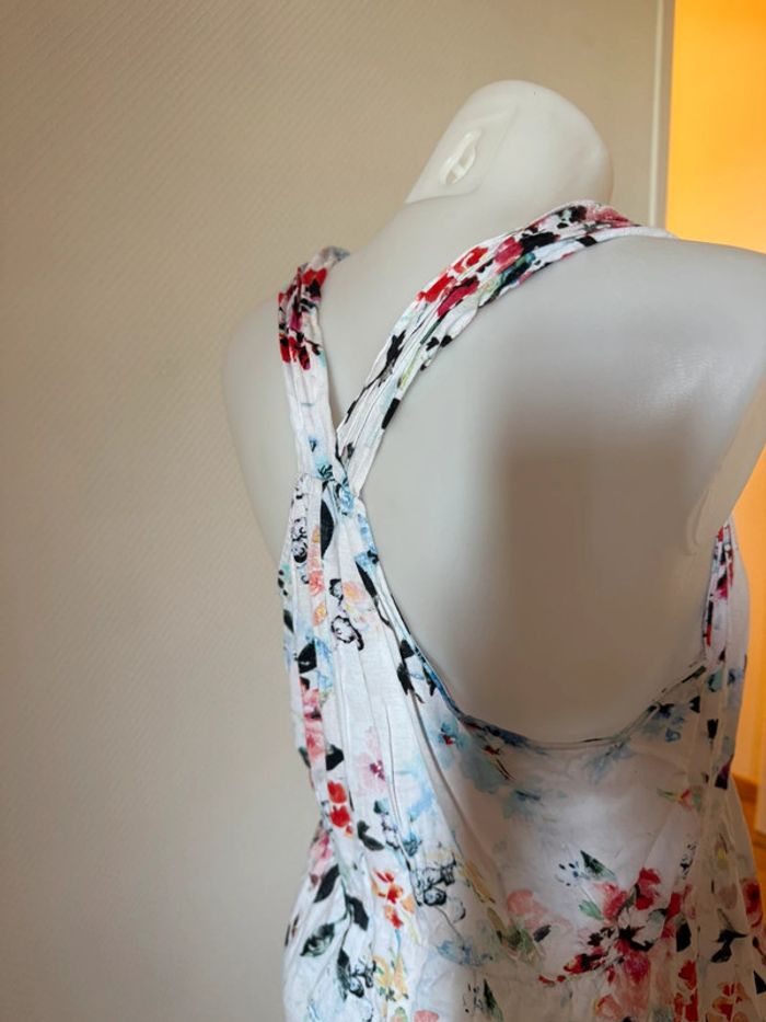 Robe à fleur en bon état taille S H&M - photo numéro 4