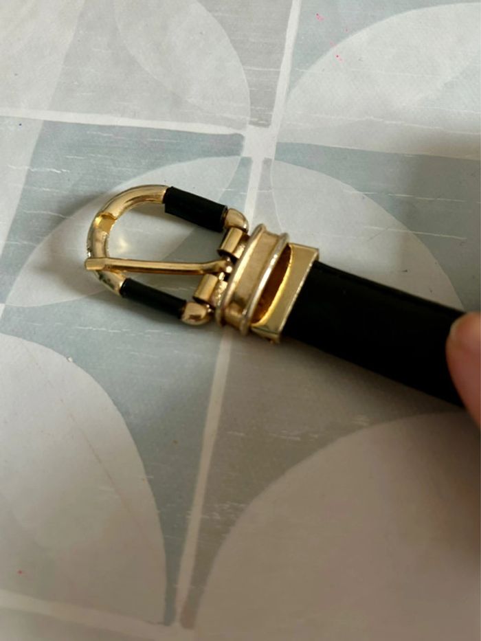 Ceinture en cuir 90 cm - en très bon état - photo numéro 3