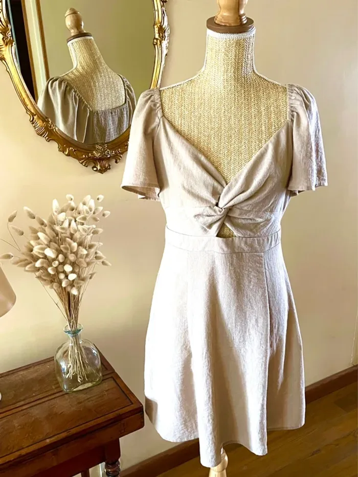 sublime Robe cache cache 40 ecru noeud devant manches courtes decollete V chic - photo numéro 2