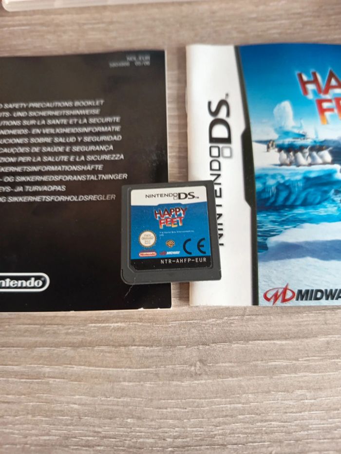Jeu Nintendo DS – Happy Feet + boîte et notices - photo numéro 2