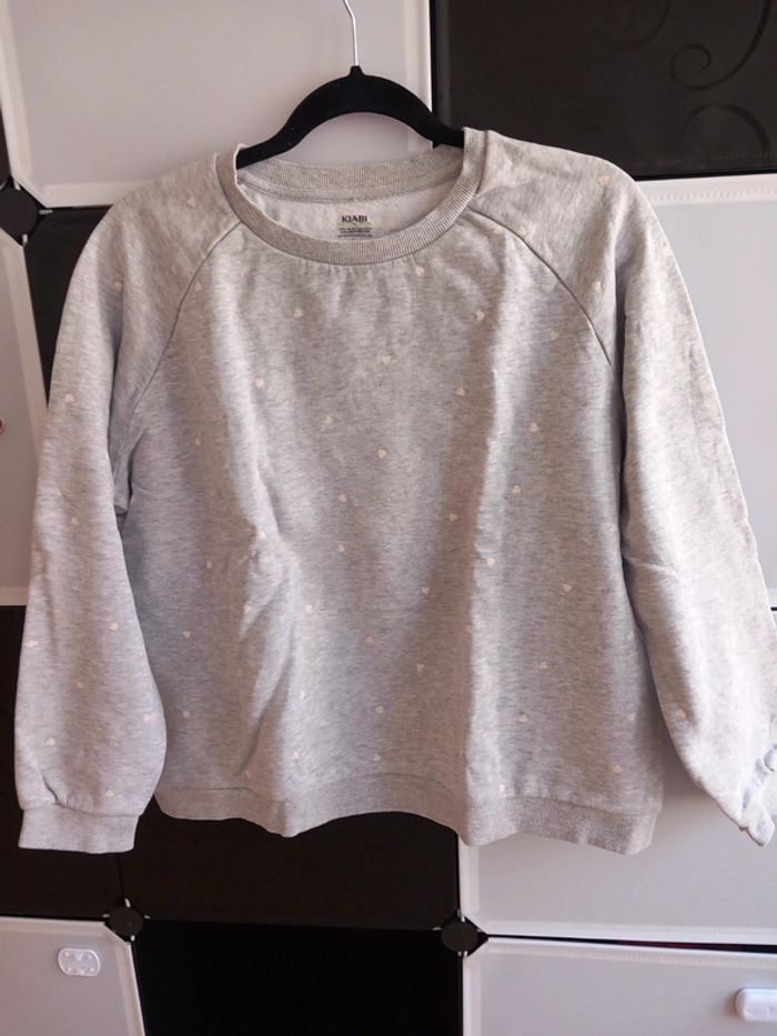 Sweat molletonné neuf L détail petit coeur