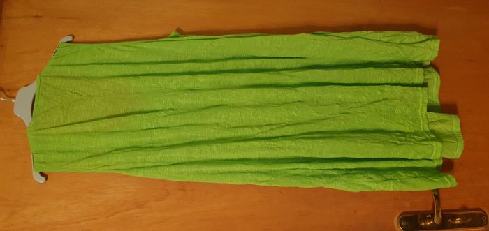 Robe vert flashy - photo numéro 4