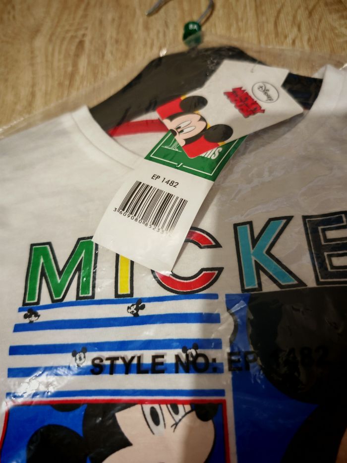 T-shirt mickey 8 ans - photo numéro 3