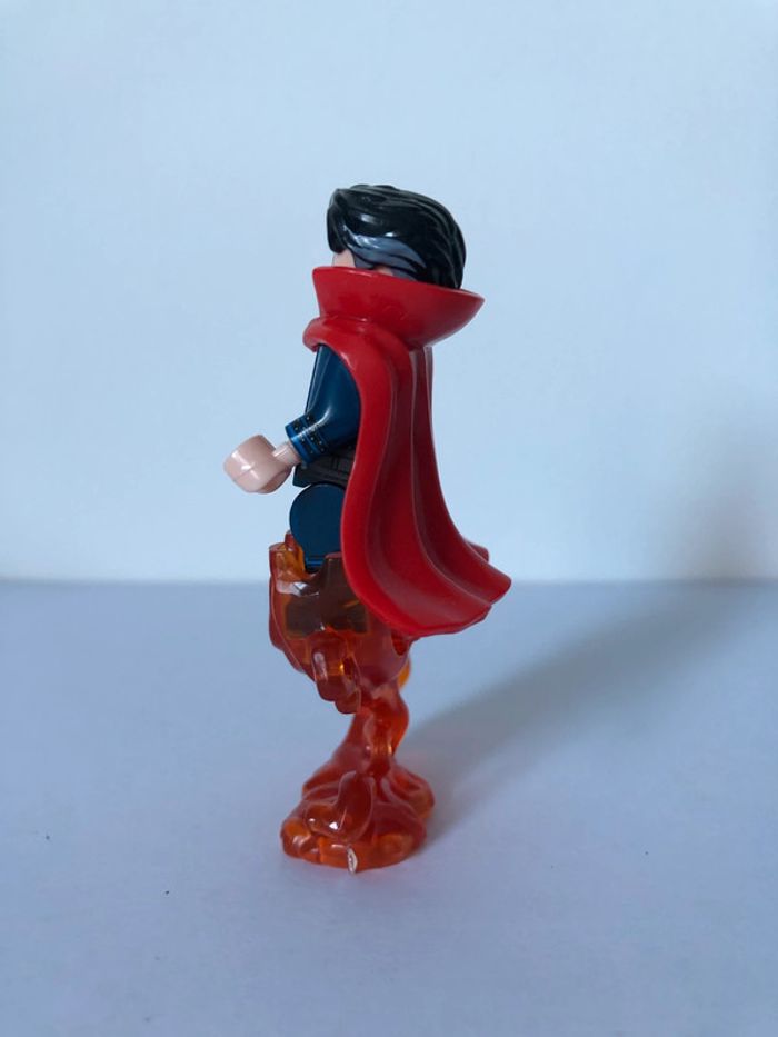 Figurine type lego Dr Strange. Marvel - photo numéro 2