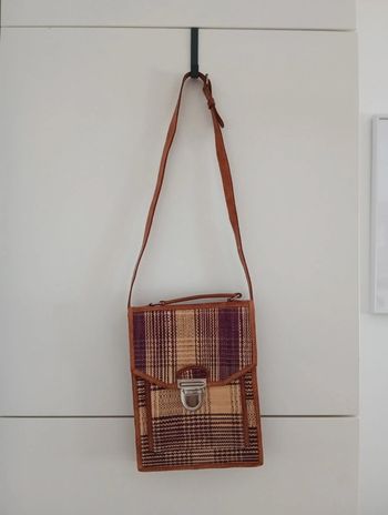 Sac tressé en raphia bordures cuir