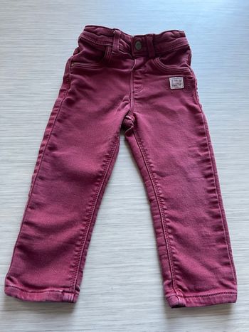 Jean bordeaux Kiabi 24 mois 