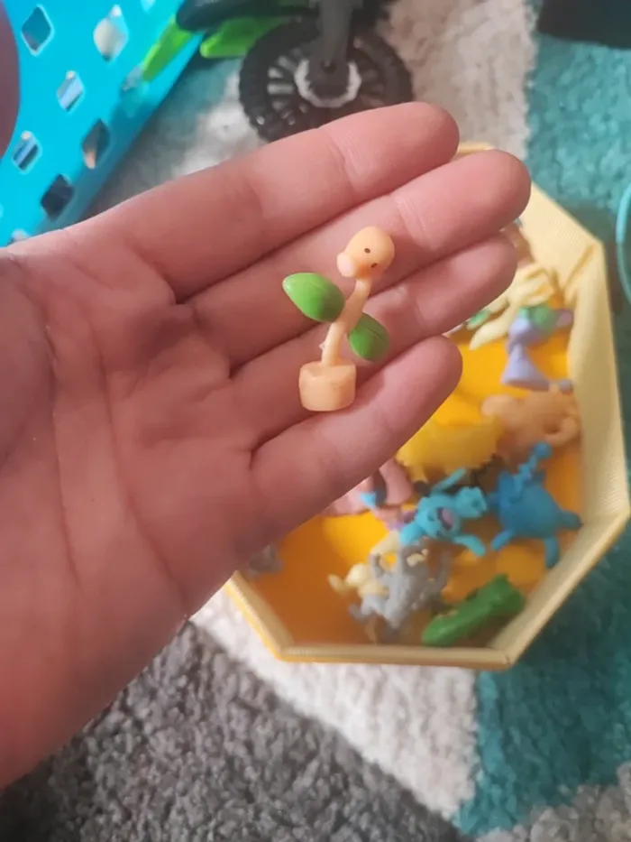 Lot mini figurines pokémon - photo numéro 4