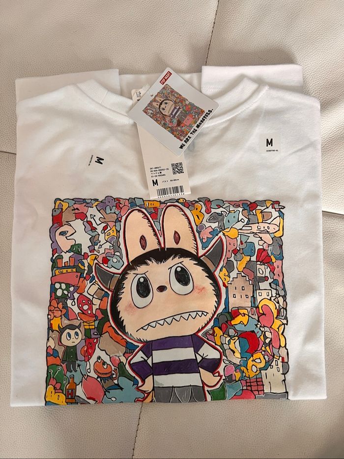 Popmart T-shirt Labubu neuf taille M
