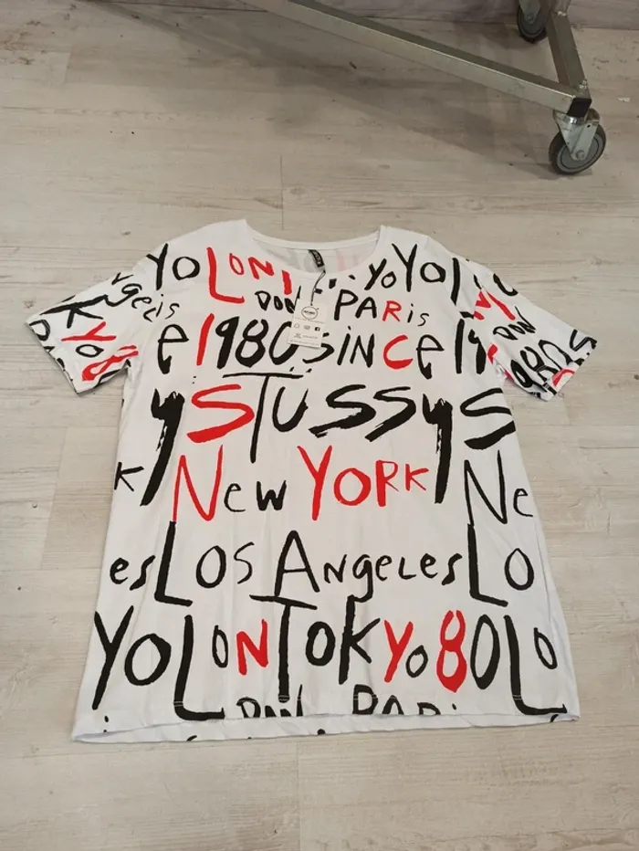 Tee shirt blanc imprimé rouge et noir homme xxl