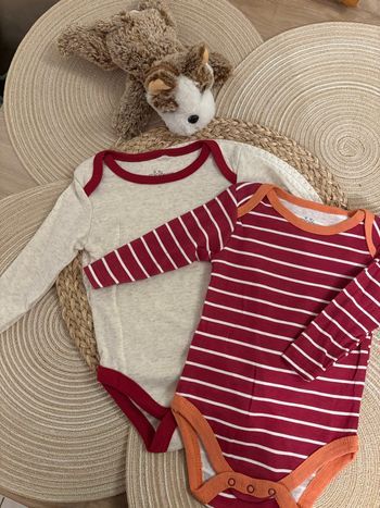 Lot 2 bodies 3-6 mois-Neufs