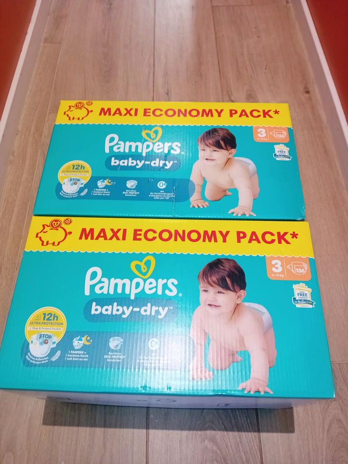 Couches pampers baby-dry taille 3 maxi economy