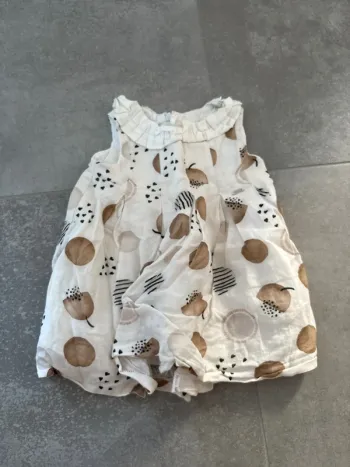 Robe blanche et beige de mariage / baptême 12 mois