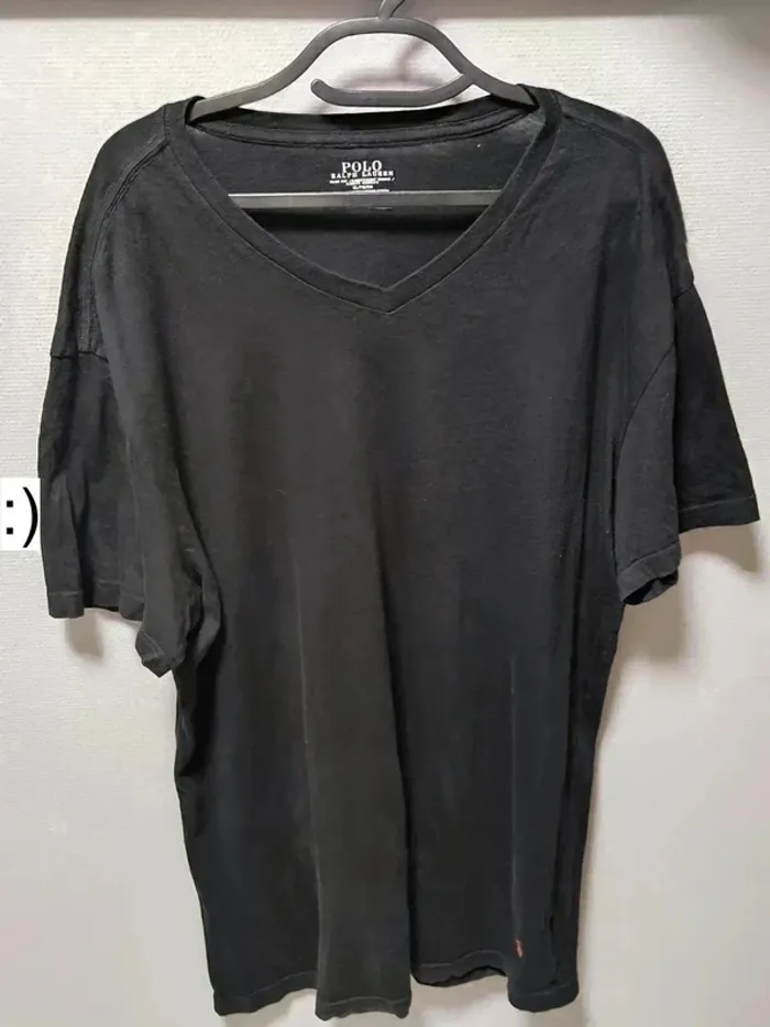 T-shirt noir col V – Polo Ralph Lauren – Style Y2K vintage - photo numéro 2