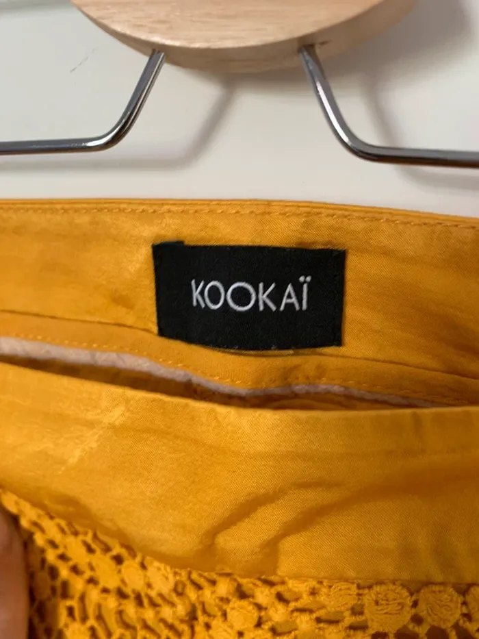 Short dentelle ocre Kookaï taille 38 - photo numéro 8