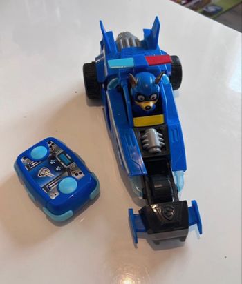 Voiture télécommandée Chase