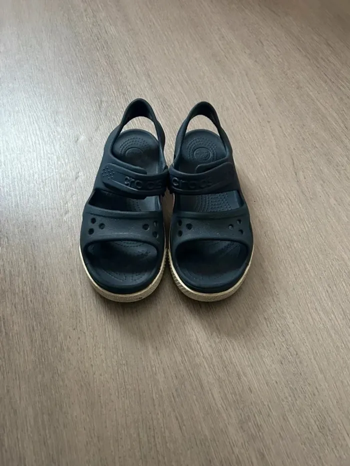 Crocs taille 30/31 - photo numéro 2