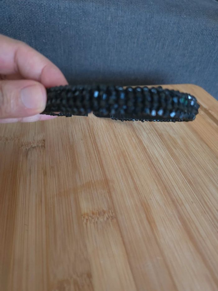Serre tête noir perlés neuve - photo numéro 5