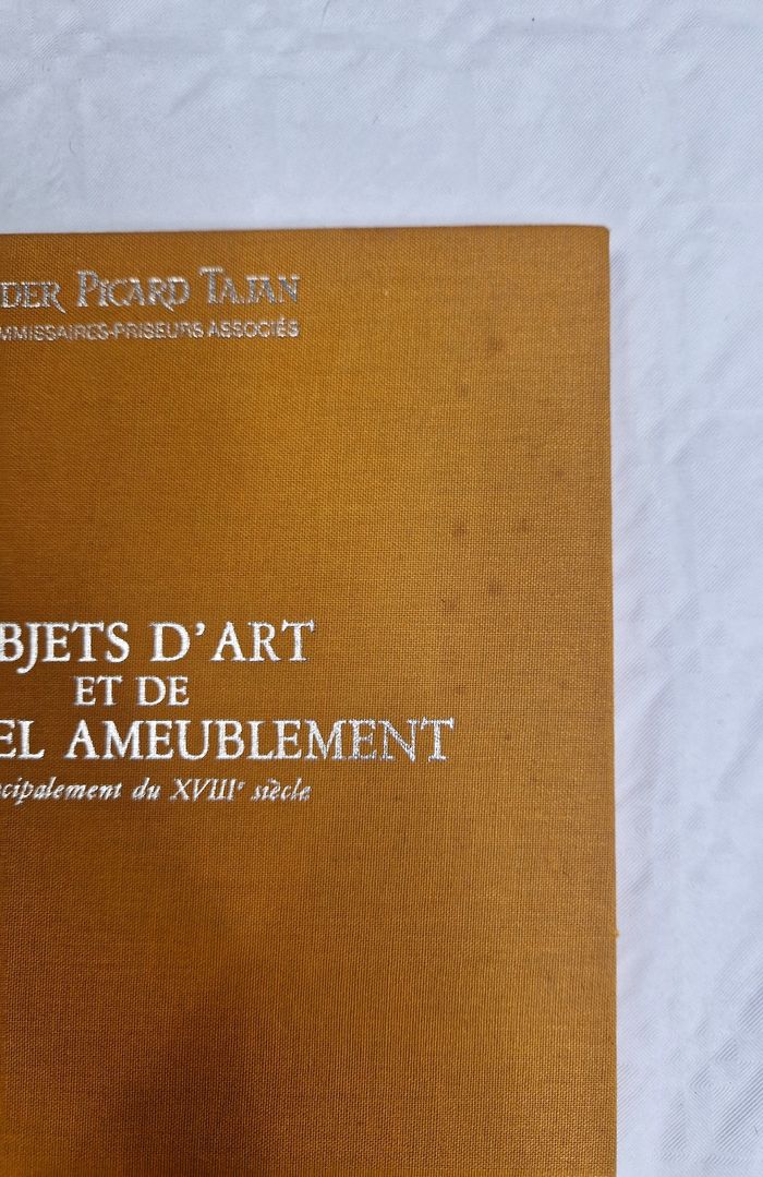 Livre ancien , Objet d'art et de très bel ameublement , Paris , hôtel Georges V , 1990 - photo numéro 2