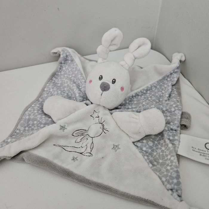 Doudou lapin kiabi blanc gris - photo numéro 2