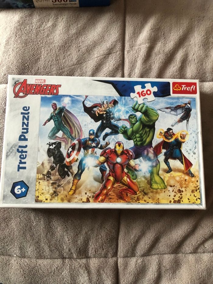 Puzzle Avengers 160 pièces Marvel en TBE