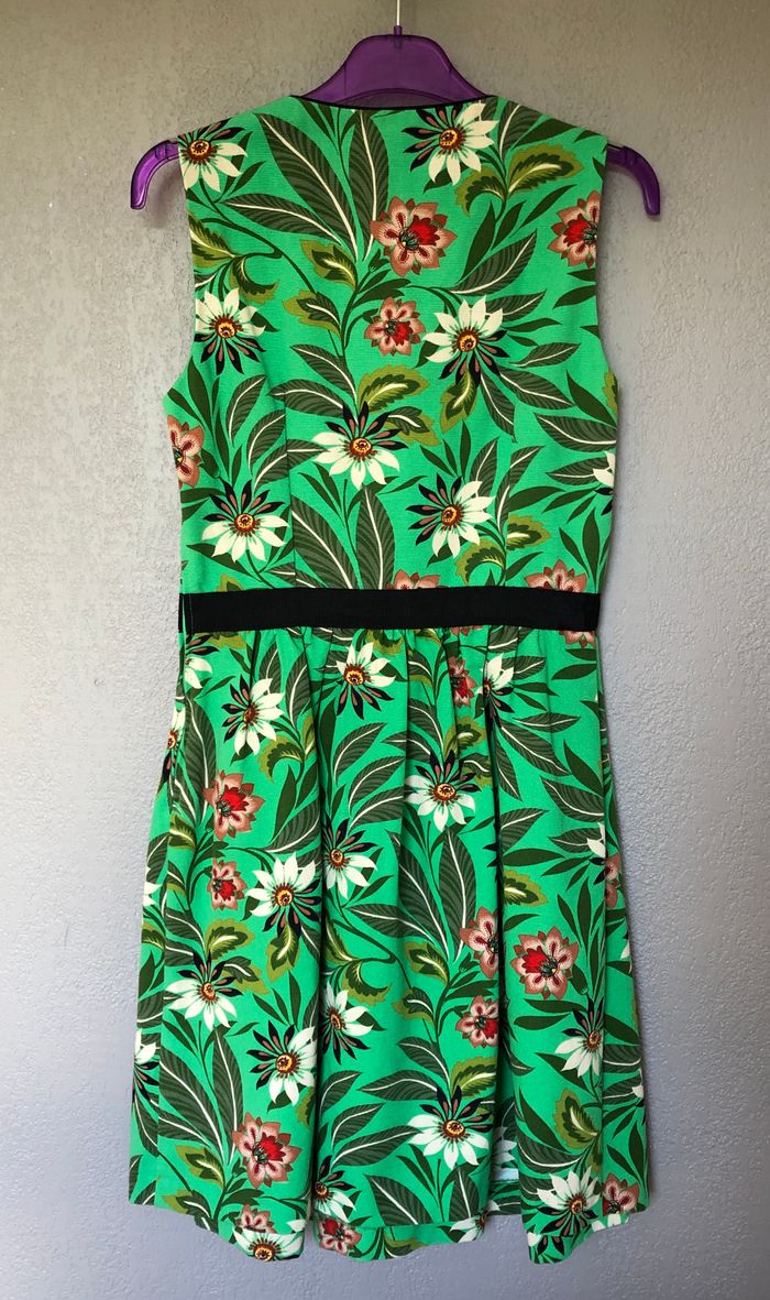 Robe Naf Naf t.36 - photo numéro 2