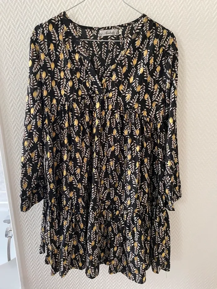 Robe manches longues noir et doré taille S/M