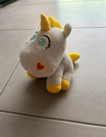 Peluche licorne Disney Pixar