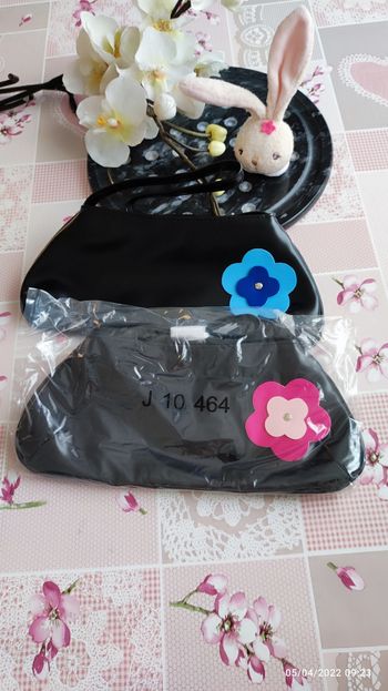 Sac/pochette en cuir fille