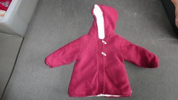 Veste capuche – couleur violet – NEUF - 12 mois fille