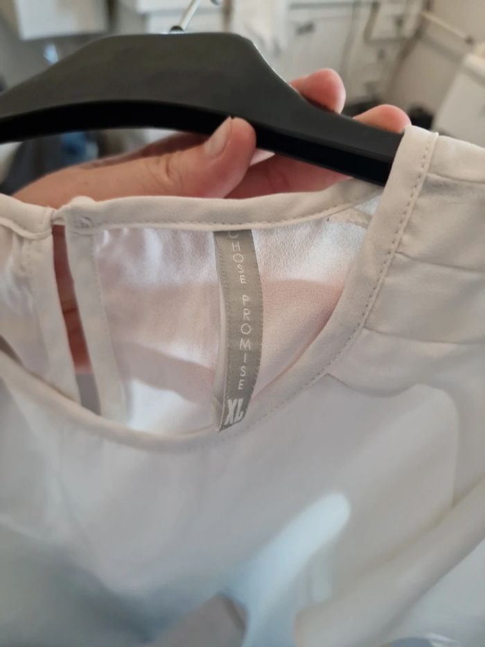 Blouse blanche taille XL - photo numéro 6