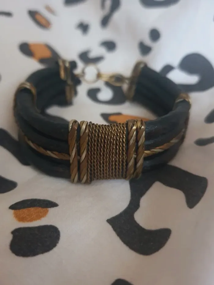 Bracelet cuir métal