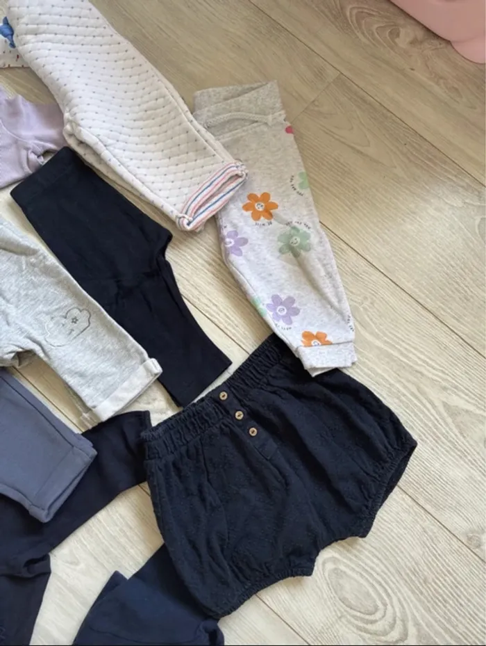 Lot vêtements bébé fille 12mois - photo numéro 8