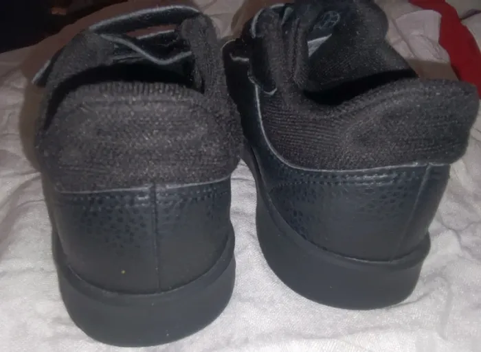 Baskets à scratch noir enfant Adidas - photo numéro 7