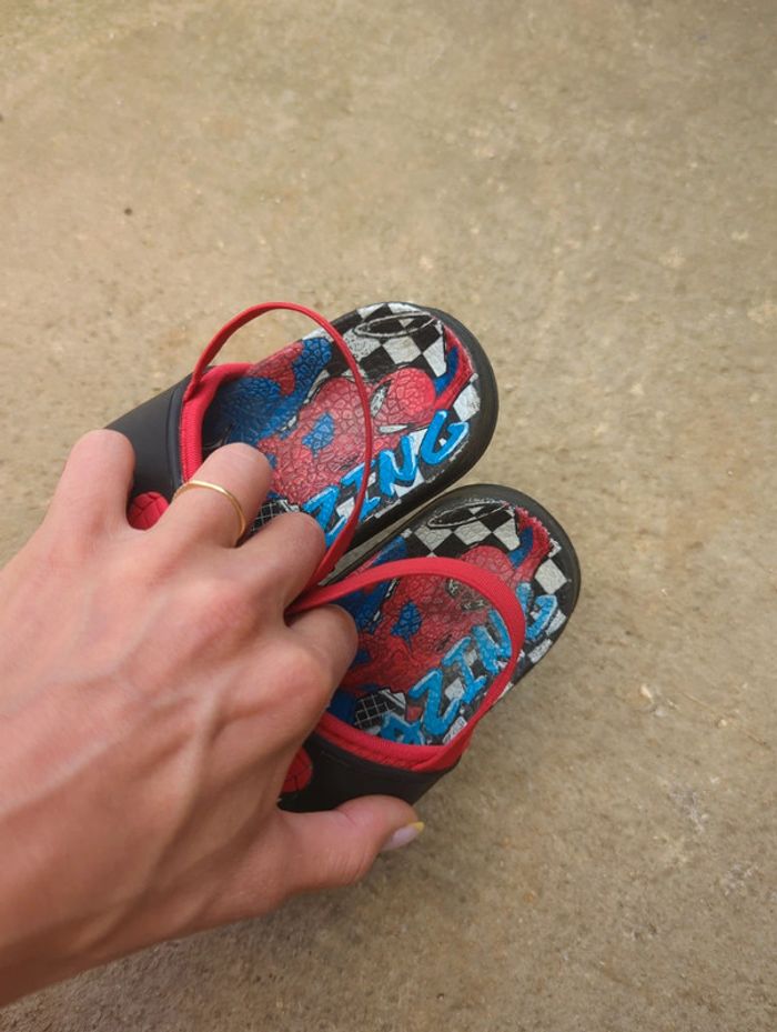 Claquettes spiderman 24 - photo numéro 4