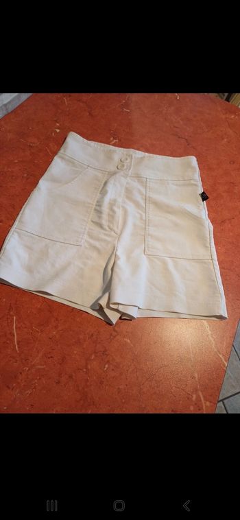 Short fille taille 10 ans