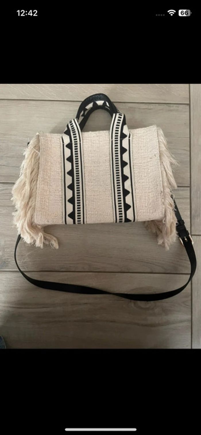 Sac cabas beige à frange liseré motif ethnique noir