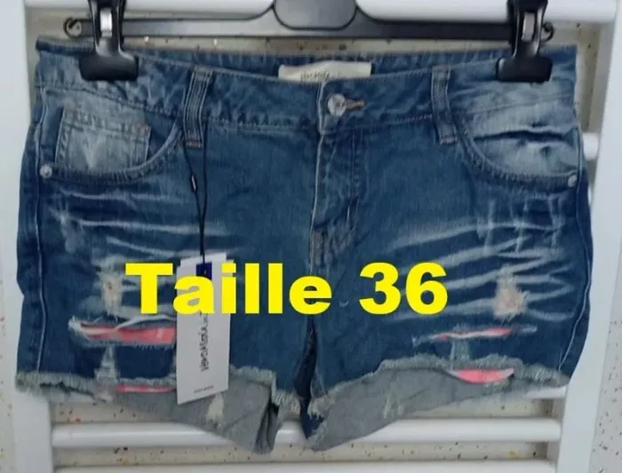 Short en jeans déchiré Vero Moda Taille 36