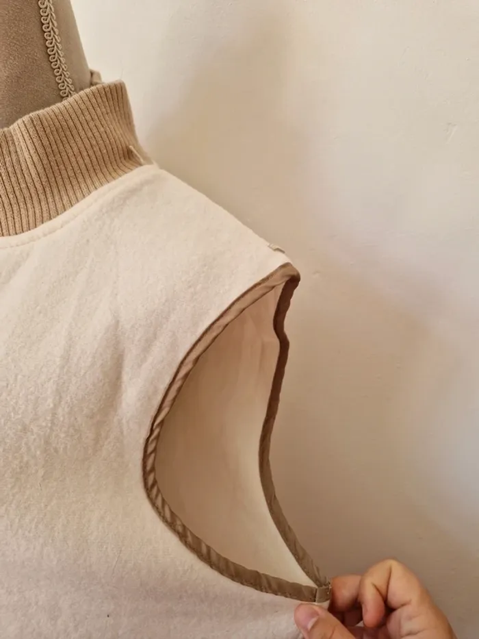 Sur polaire sans manche beige taille 46 anne de lancay - photo numéro 2